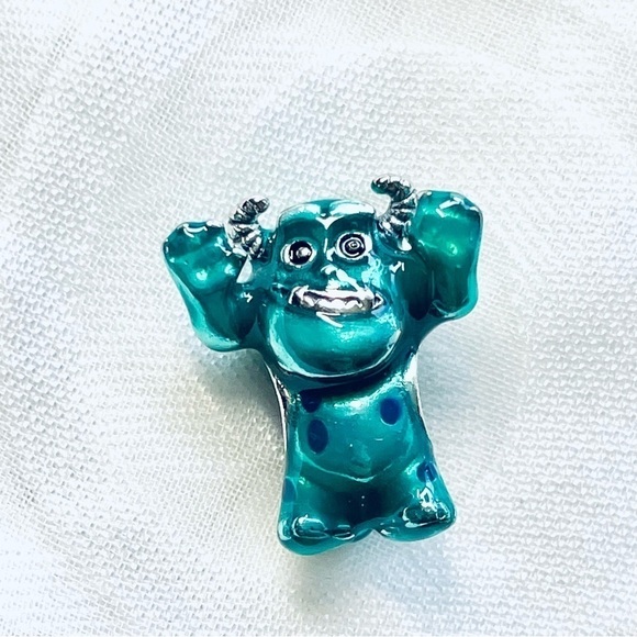 👹 NWOT Sulley Charm - Monsters, Inc.💙 - Picture 1 of 10
